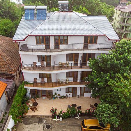 La Papu Si Maia Hotel เอโฟรีเอซูด ภายนอก รูปภาพ