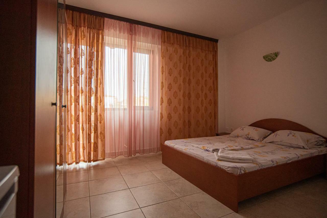 La Papu Si Maia Hotel เอโฟรีเอซูด ภายนอก รูปภาพ